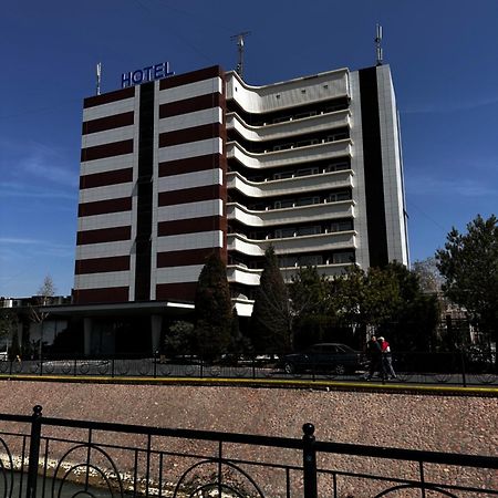 Ziyorat Luxury Hotel Fergana Exterior photo