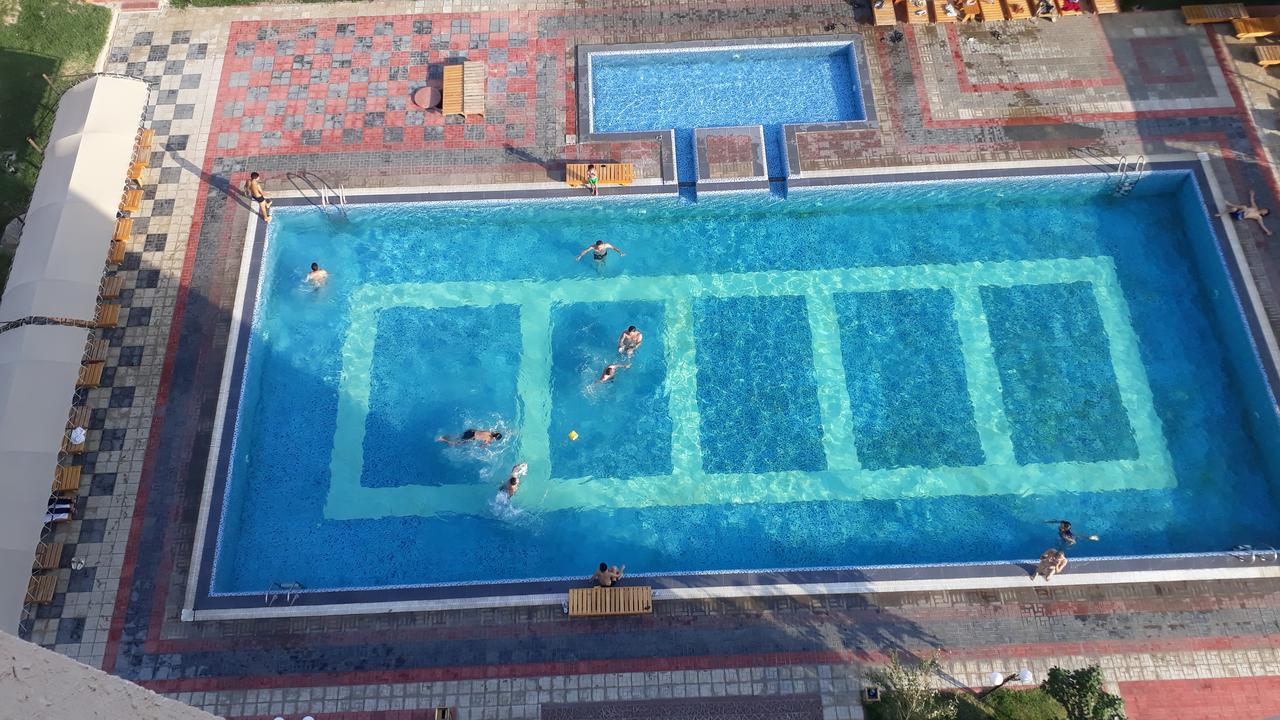 Ziyorat Luxury Hotel Fergana Exterior photo
