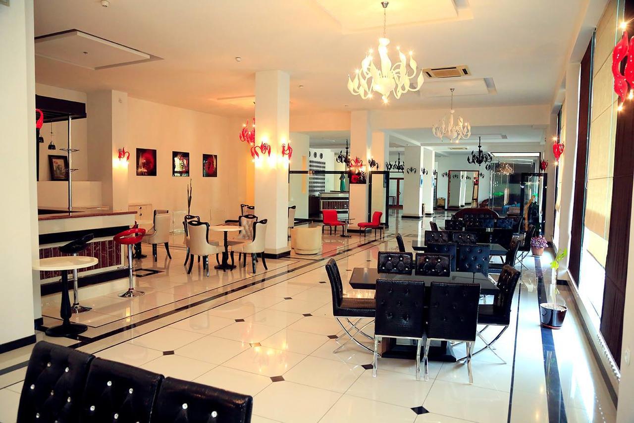 Ziyorat Luxury Hotel Fergana Exterior photo